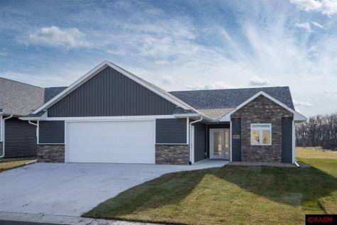 3105 Buttercup Trail Mankato MN 56001