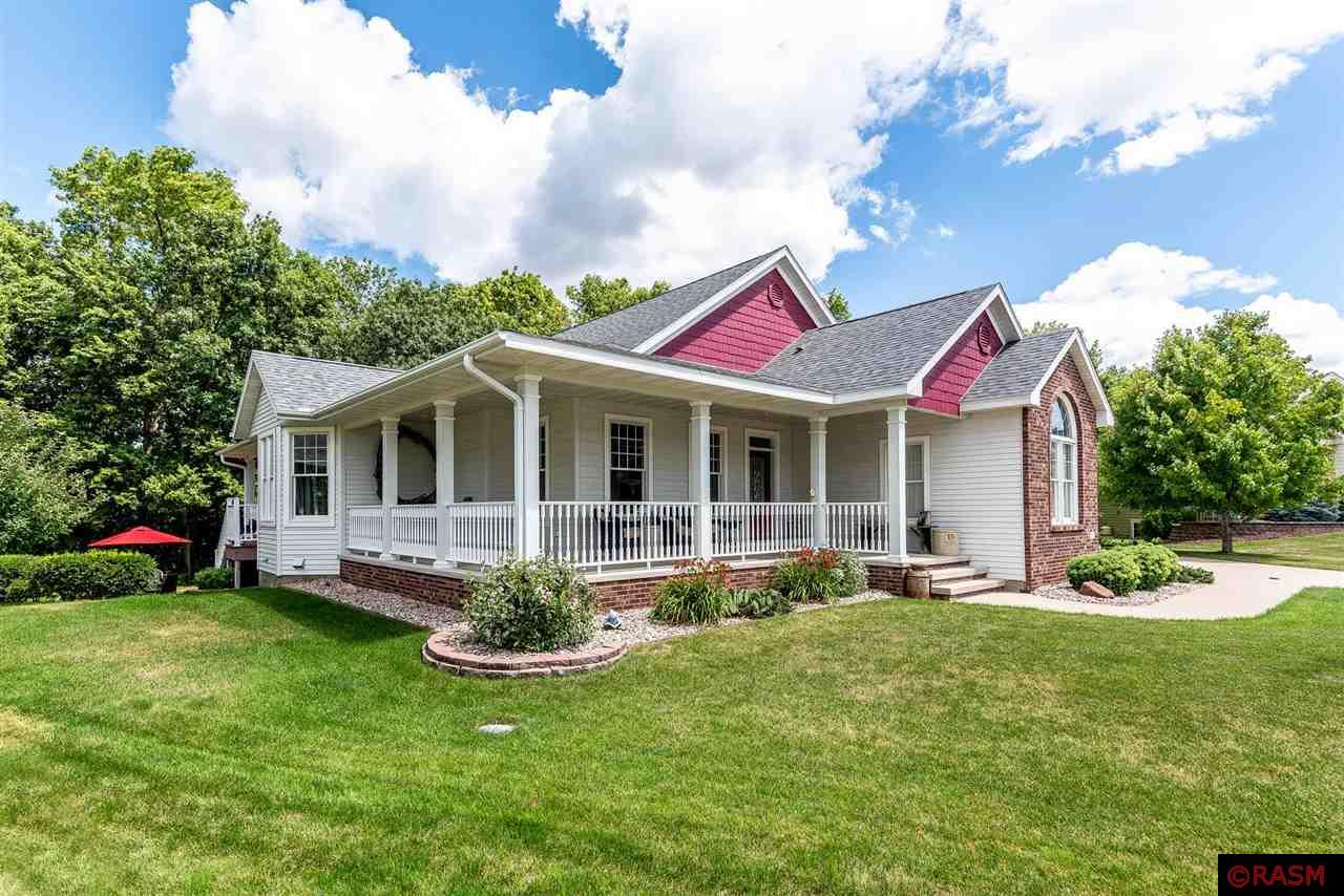 2358 Abbywood Lane North Mankato MN 56003