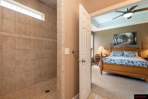 2358 Abbywood Lane North Mankato MN 56003