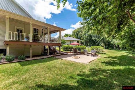 2358 Abbywood Lane North Mankato MN 56003