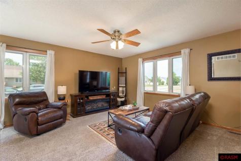 1002 Wettergren Street St. Peter MN 56082