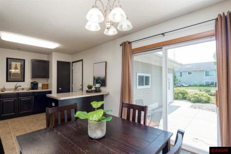 1002 Wettergren Street St. Peter MN 56082