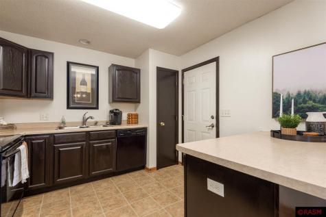 1002 Wettergren Street St. Peter MN 56082
