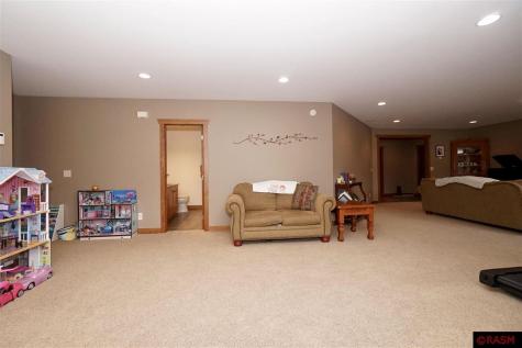56979 178th Lane Good Thunder MN 56037