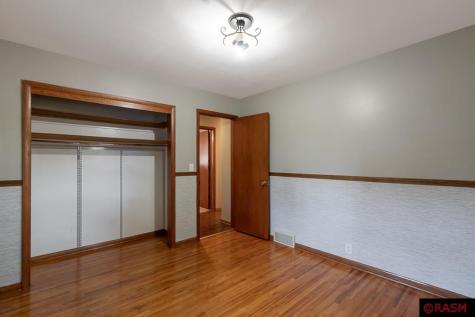 419 Mckinley Avenue North Mankato MN 56003