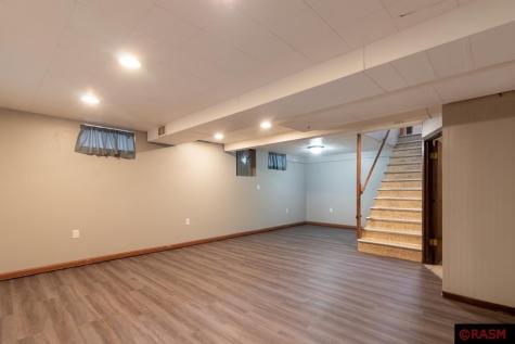 419 Mckinley Avenue North Mankato MN 56003