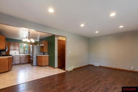 419 Mckinley Avenue North Mankato MN 56003