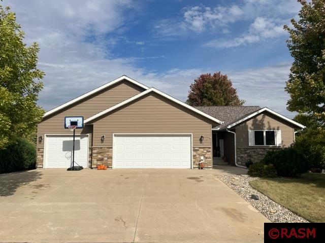 761 Luiken Street Lake Crystal MN 56055