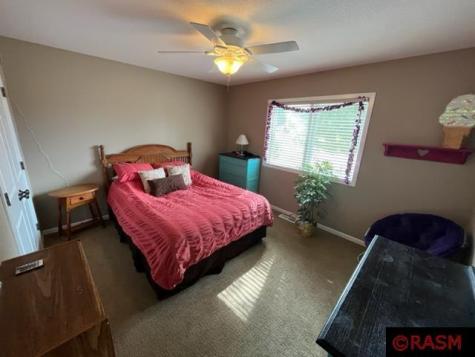 761 Luiken Street Lake Crystal MN 56055