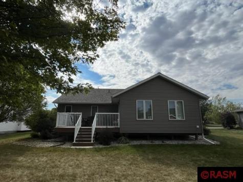 761 Luiken Street Lake Crystal MN 56055