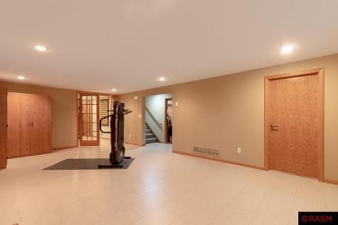 411 Lehigh Avenue North Mankato MN 56003