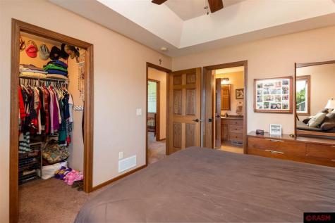 212 Harbor Hill Drive Mankato MN 56001