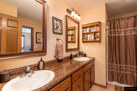 212 Harbor Hill Drive Mankato MN 56001