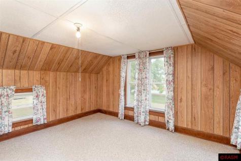 19786 552nd Avenue Mankato MN 56001