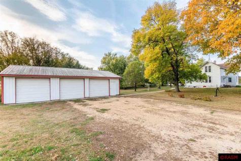 19786 552nd Avenue Mankato MN 56001