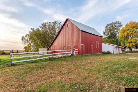19786 552nd Avenue Mankato MN 56001