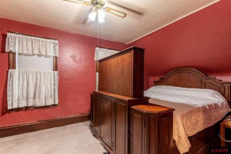 111 S Mill Street Kasota MN 56050