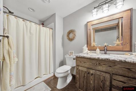 511 Graphton Court Lake Crystal MN 56055