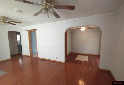 510 N 1st Avenue Sleepy Eye MN 56085